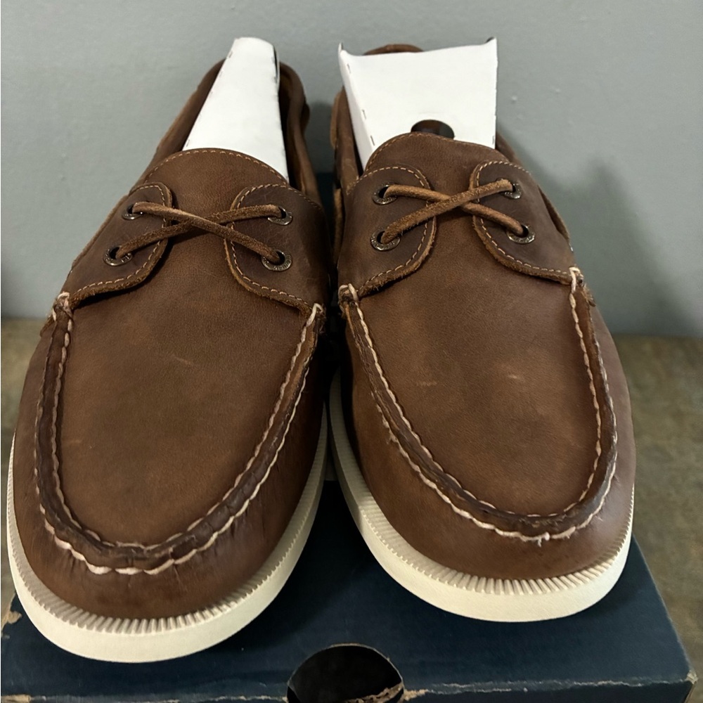 Sperry Men's Tan Leather Boat Shoes - Picture 4 of 7